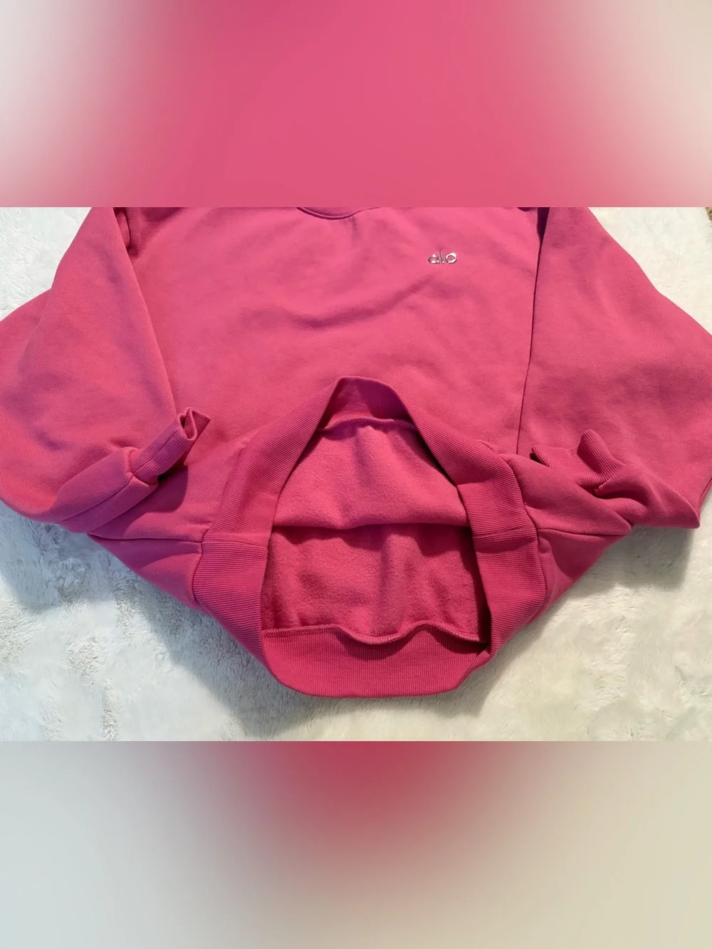 ALO Yoga Paradise Pink Crewneck Sweatshirt - size medium